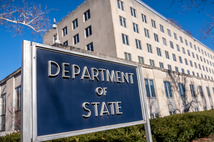 C1nza6yNQ6waZCqY.jpg