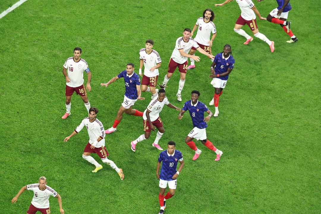 ZYc4Zc8TLIcl3cjQ.jpg