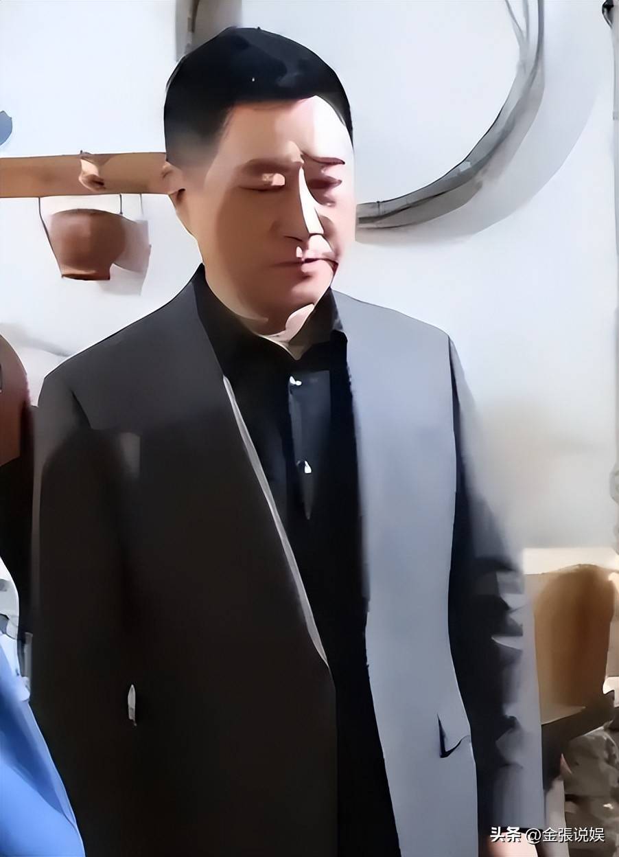 N8B2CJ9rQAmjZCnD.jpg